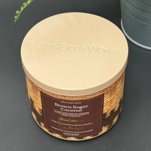 BBW Brown Sugar Coconut Bath & Body Works 3 Wick Candle - Picture 4 of 10
